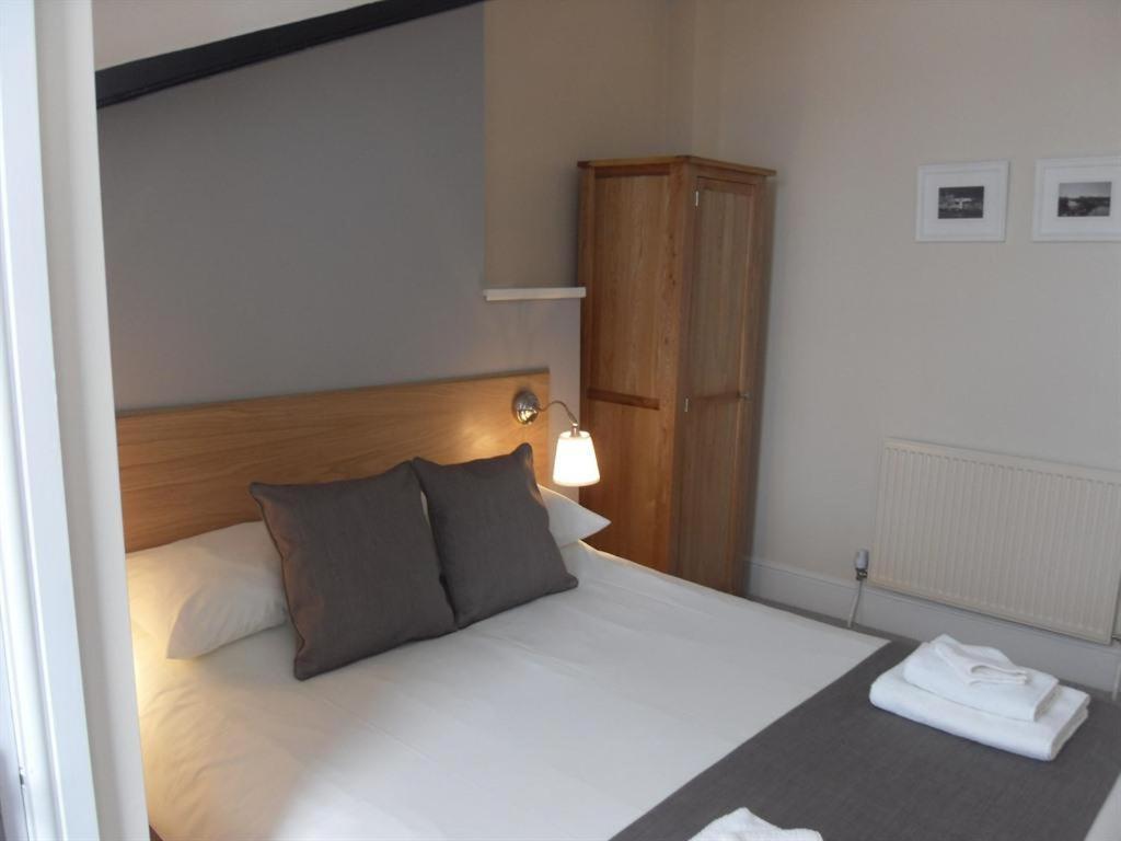 Powys Lodge Scarborough Eksteriør bilde